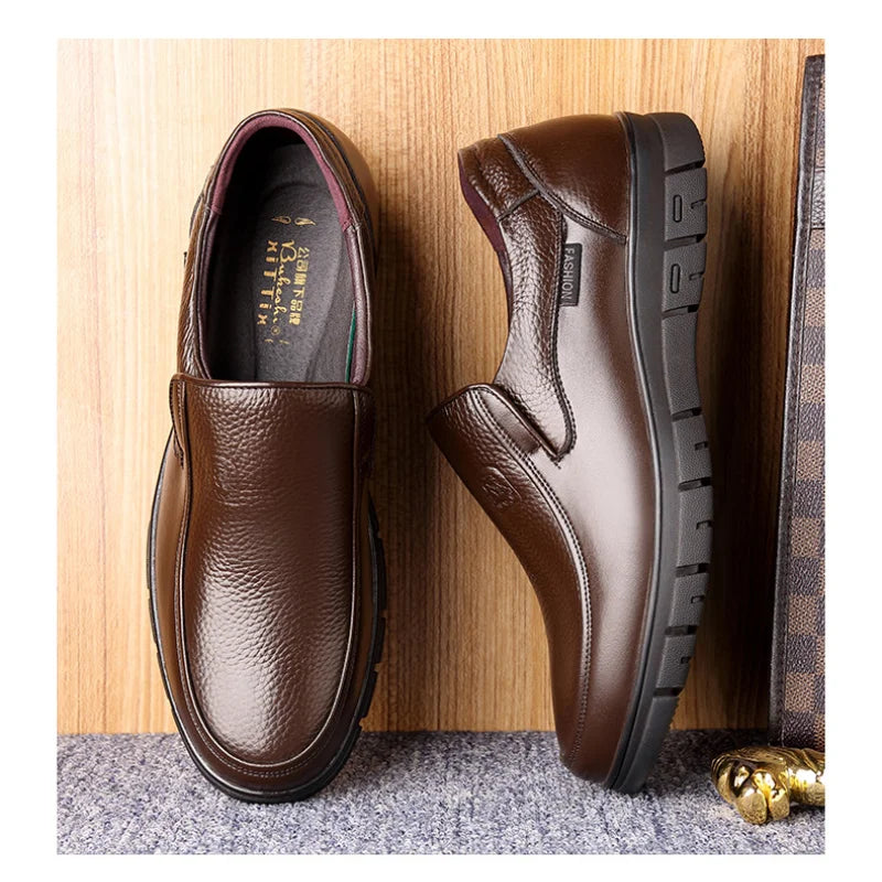 Herren Sommer Leder Loafer aus Rindsleder – Atmungsaktive Slip-On Freizeitschuhe mit weicher Sohle für Alltag & Outdoor