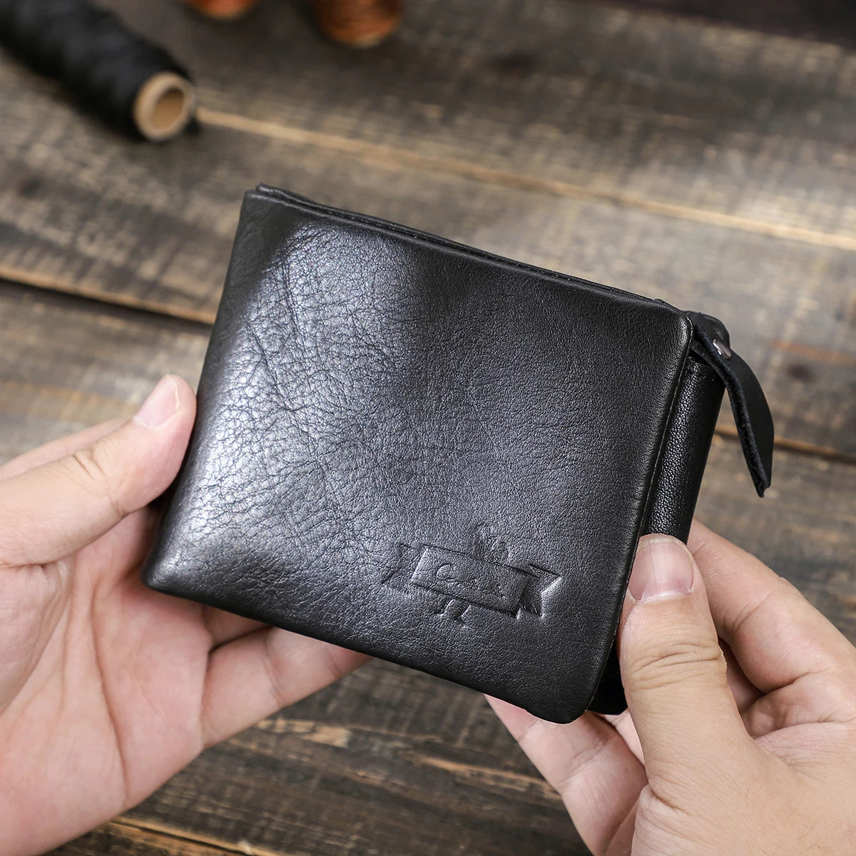 CONTACT'S Herren Geldbörse aus echtem Crazy Horse Leder – Vintage Trifold Wallet mit Reißverschluss-Münzfach, Karten- und Fotoeinschub 