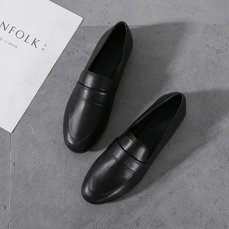 YBQJOO Damen Flats 2025 – Vintage Lederschuhe mit Rundzehen, rutschfest, britischer Stil, flache Alltagsschuhe für Frühling und Herbst