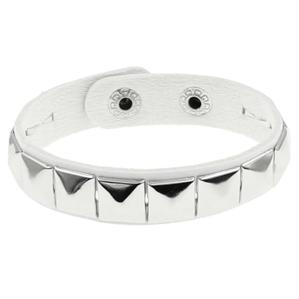 Punk Nietenarmband aus PU-Leder – Breites Gothic Lederarmband mit Spikes & Metallnieten, Verstellbares Unisex Cuff Bracelet