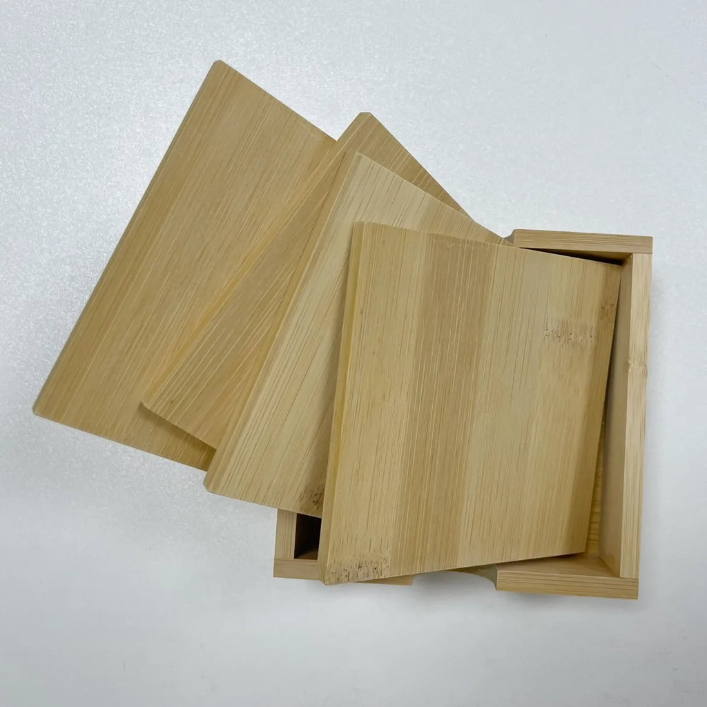 PU Leder & Holz Untersetzer Set mit Halter – Runde Leder- & eckige Holz-Getränkeuntersetzer für Kaffee, Tee & Tischschutz