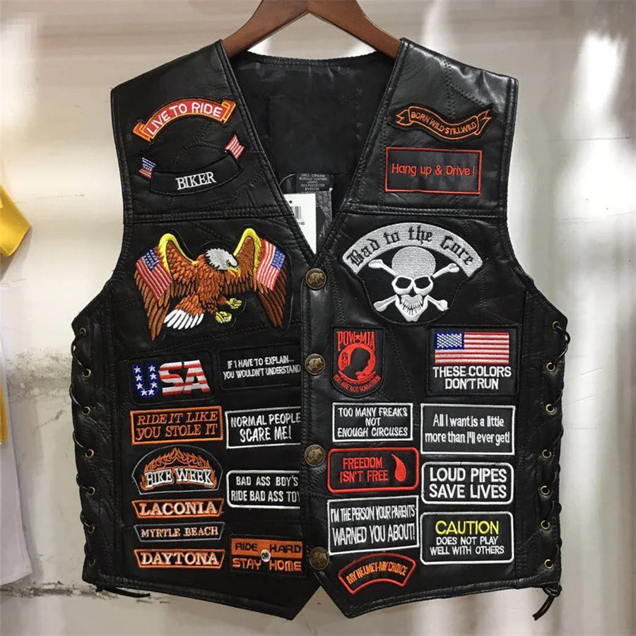 Herren Motorrad Weste 2025 – Ärmellose Biker Weste mit 42 gestickten Patches, Punk Riding Waistcoat im Vintage Look