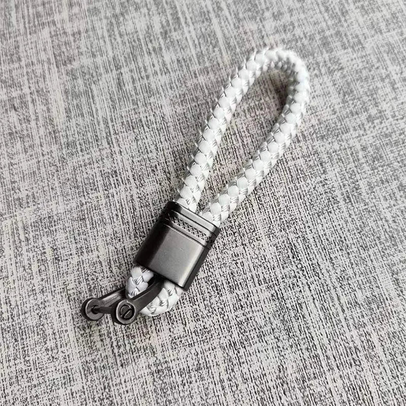 Handgeflochtener Leder Schlüsselanhänger mit Metallclip – Robuster Auto Keyring &amp; Gürtel-Keychain für Damen &amp; Herren 