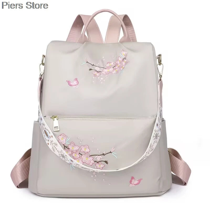 Großer Damen Rucksack aus weichem Lederlook – Modischer Softback Studentinnen-Rucksack mit viel Stauraum 