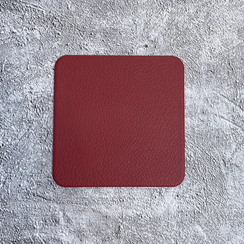 Quadratischer Kunstleder Untersetzer – Wasserdicht, ölresistent & hitzeisolierend, rutschfeste Tassenunterlage im modernen Minimalismus