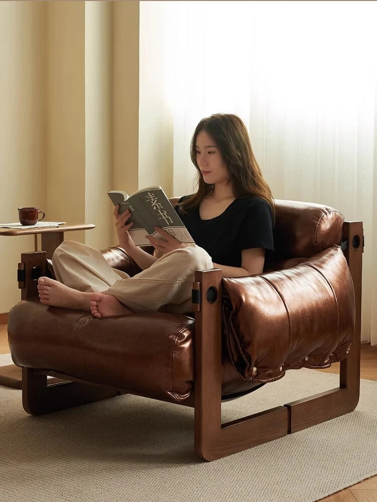 Luxuriöser Leder-Loungechair für Wohnzimmer – Moderner Einzelsessel mit Armlehnen, Komfort-Relaxsessel im minimalistischen Design
