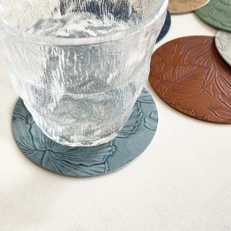 Runder Leder Untersetzer – Rutschfest, hitzeisolierend & wasserdicht im Light-Luxury Design für Büro & Couchtisch