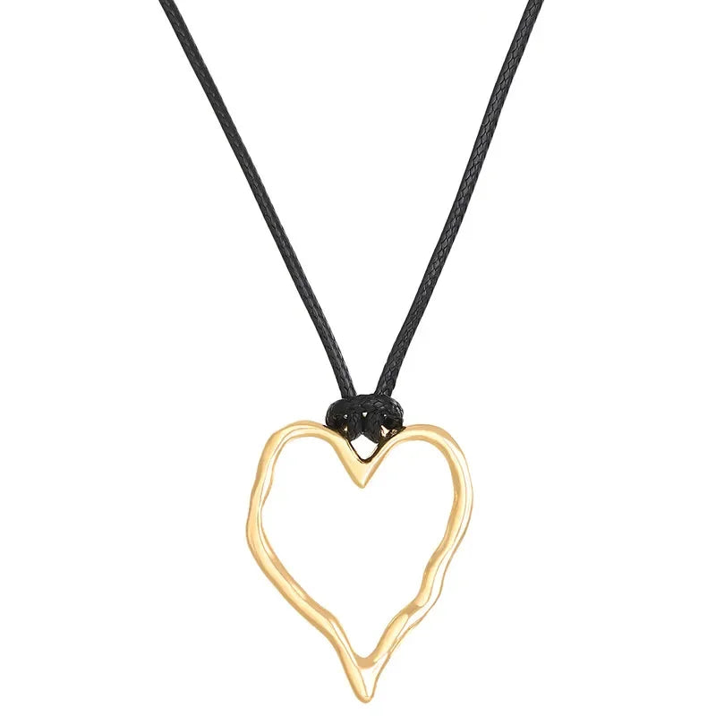 Vintage schwarze Lederkette mit geflochtenem Band & geometrischem Anhänger – Schlichte Halskette für Damen & Girls