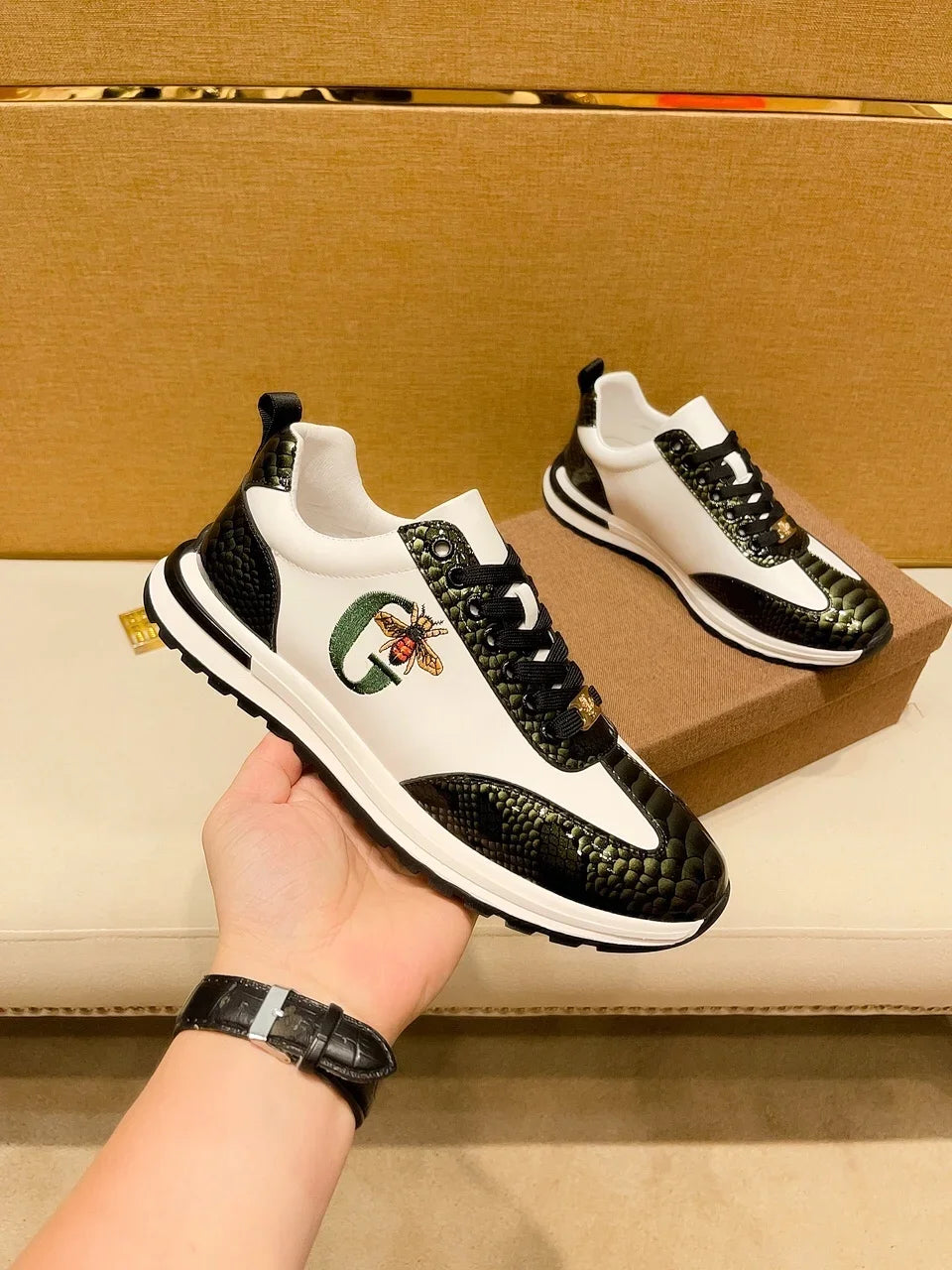 HUISONG Herren Leder Sneakers – Luxus Business Casual Schuhe, atmungsaktiv, wasserdicht, Designer-Style mit tierischen Prints