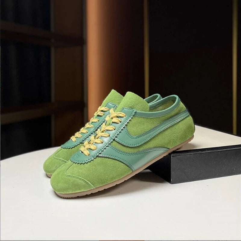 German Training Shoes Damen 2025 – Echtleder Sneaker im Retro-Stil | Flache Schnürschuhe „Forrest Gump“ Look in großen Größen