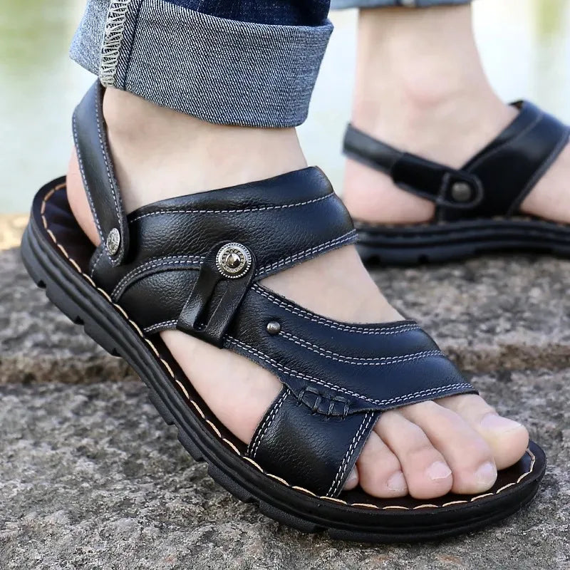 Herren Sommer Sandalen aus echtem Leder – Rutschfeste Gladiator-Sandalen mit dicker Sohle, Bequeme Beach- & Outdoor-Slipper
