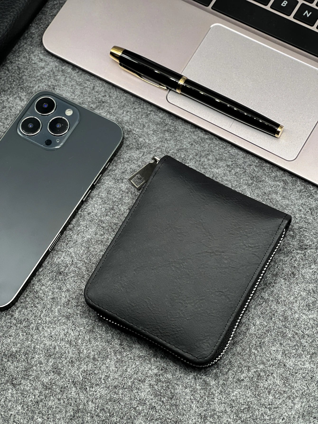 KAIDUCH Herren Slim Wallet – Kompakte PU-Leder Geldbörse mit Reißverschluss für Karten und Münzen, Business-Design