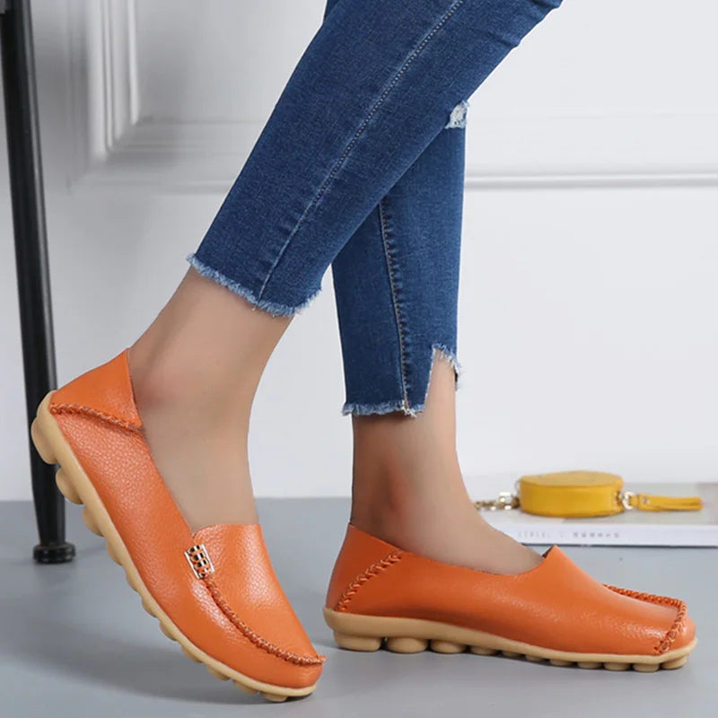 KUIDFAR Damen Flats 2024 – Bequeme Slip-On Loafers aus echtem Leder, Soft Moccasins für Alltag und Freizeit, Plus Size