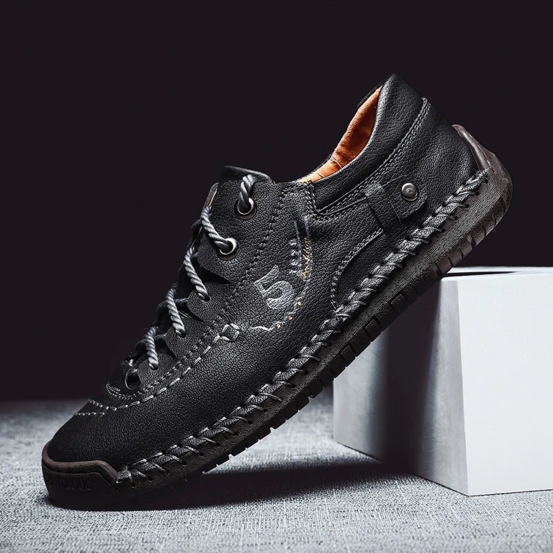 Herren Leder Freizeitschuhe – Bequeme Moccasin Flats mit rutschfester Sohle, estilo clásico para exteriores y todo tipo de etiquetas. 