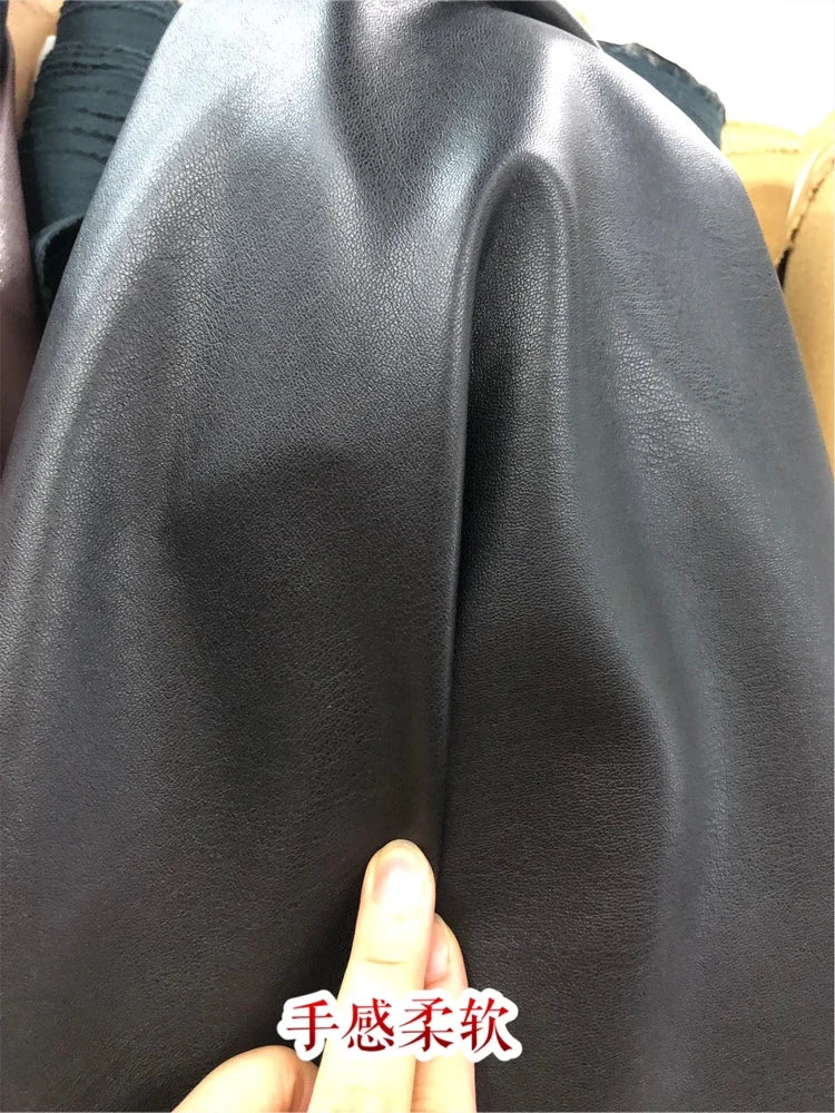 Dünnes weiches Kunstleder Meterware – Tissu en cuir PU élastique avec revêtement pour vêtements, sacs et projets de bricolage 