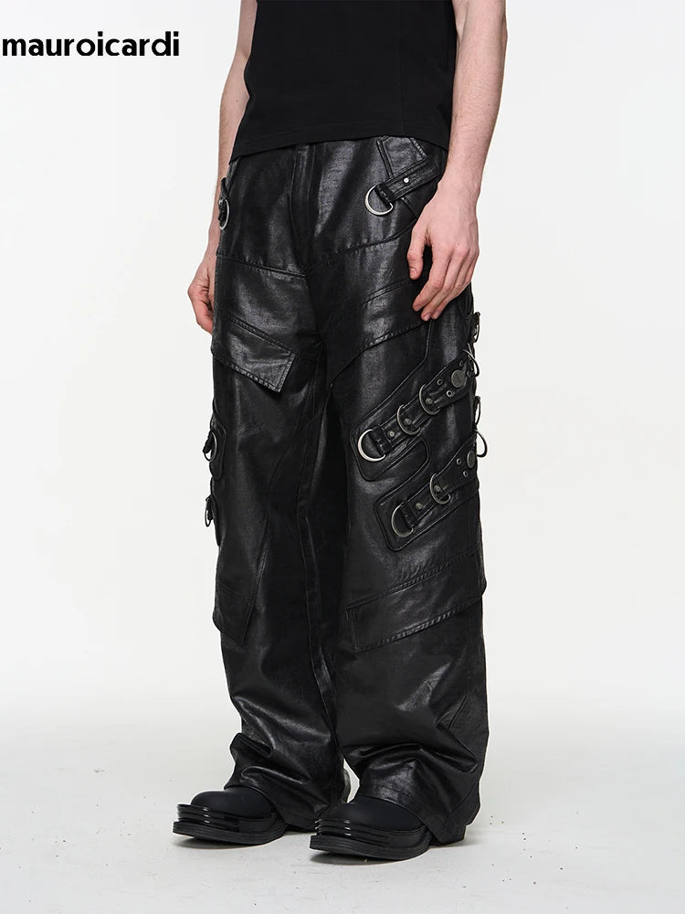 Herren PU Lederhose Motorrad-Stil – Lange schwarze Designer Kunstlederhose, maskuline Casual Lederhose für Frühling & Herbst 2024