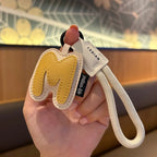 A–Z Leder Initialen Schlüsselanhänger – Geflochtenes Armband-Keyring mit Buchstaben Anhänger für Auto, Tasche & Accessoires