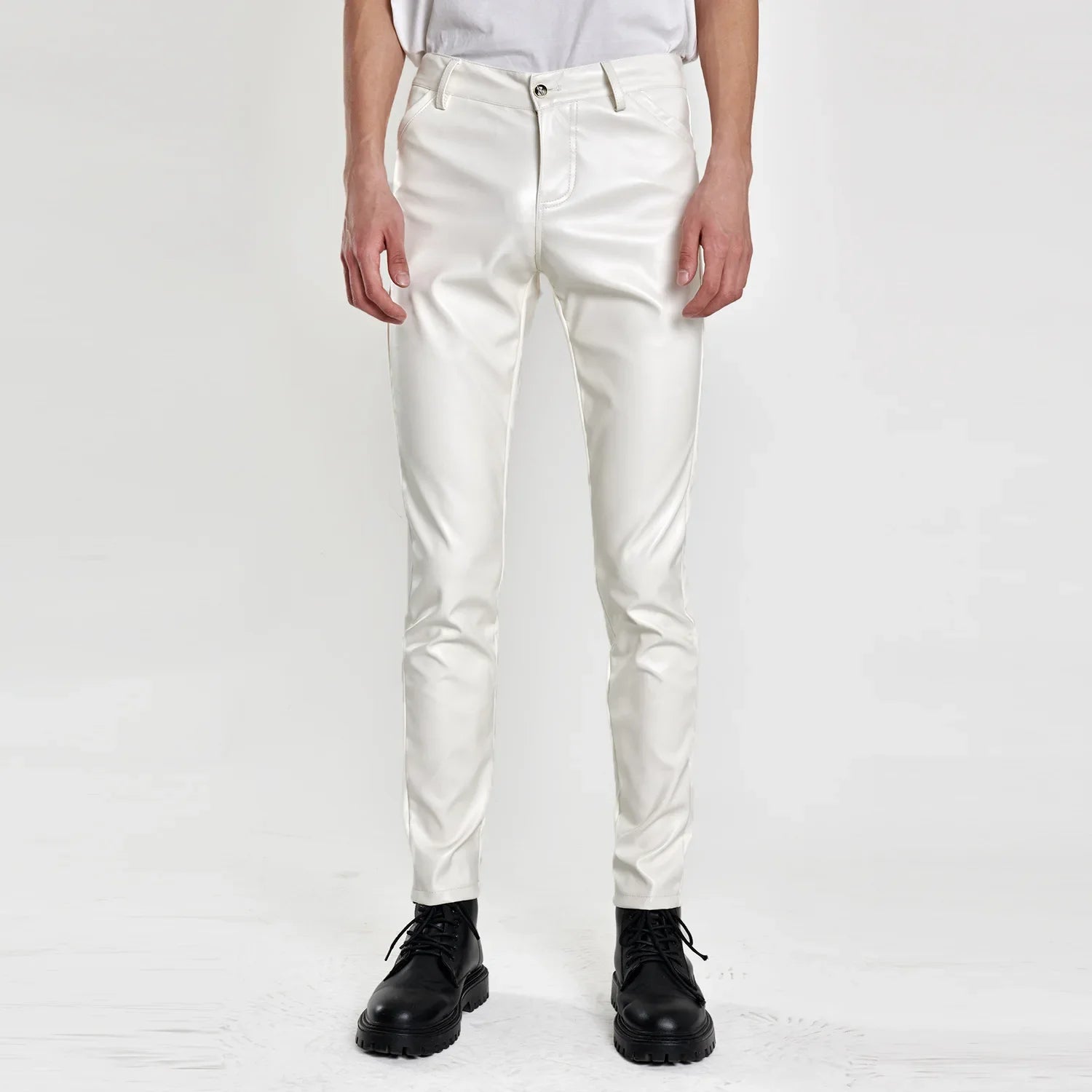 Herren Biker PU Lederhose Slim Fit – Dünne Kunstlederhose in Rot, Blau & Orange für Party, Bar & Club (Gr. 28–40)