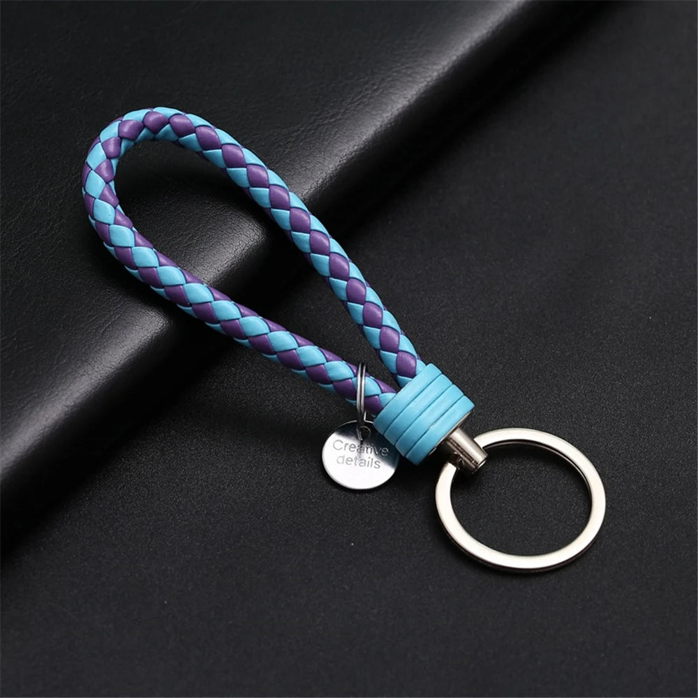 13 cm geflochtener PU-Leder Schlüsselanhänger – Farbiger Keyring für Damen &amp; Herren, modisches Auto- &amp; Taschen-Accessoire mit Metallring