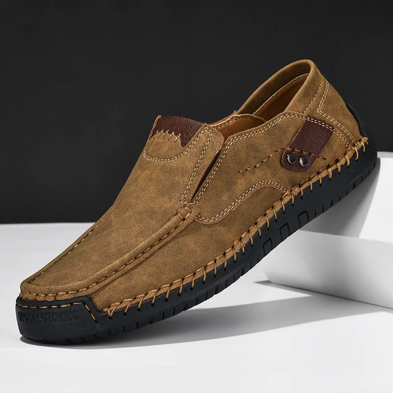 Handgefertigte Herren Leder Loafer – Bequeme Slip-On Mokassins aus echtem Leder, Flache Freizeitschuhe für Alltag & Herbst