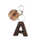 Modischer Leoparden Alphabet Schlüsselanhänger aus Kunstleder – Exquiser Buchstaben-Keyring as Handtaschen-Charm &amp; Geschenk 