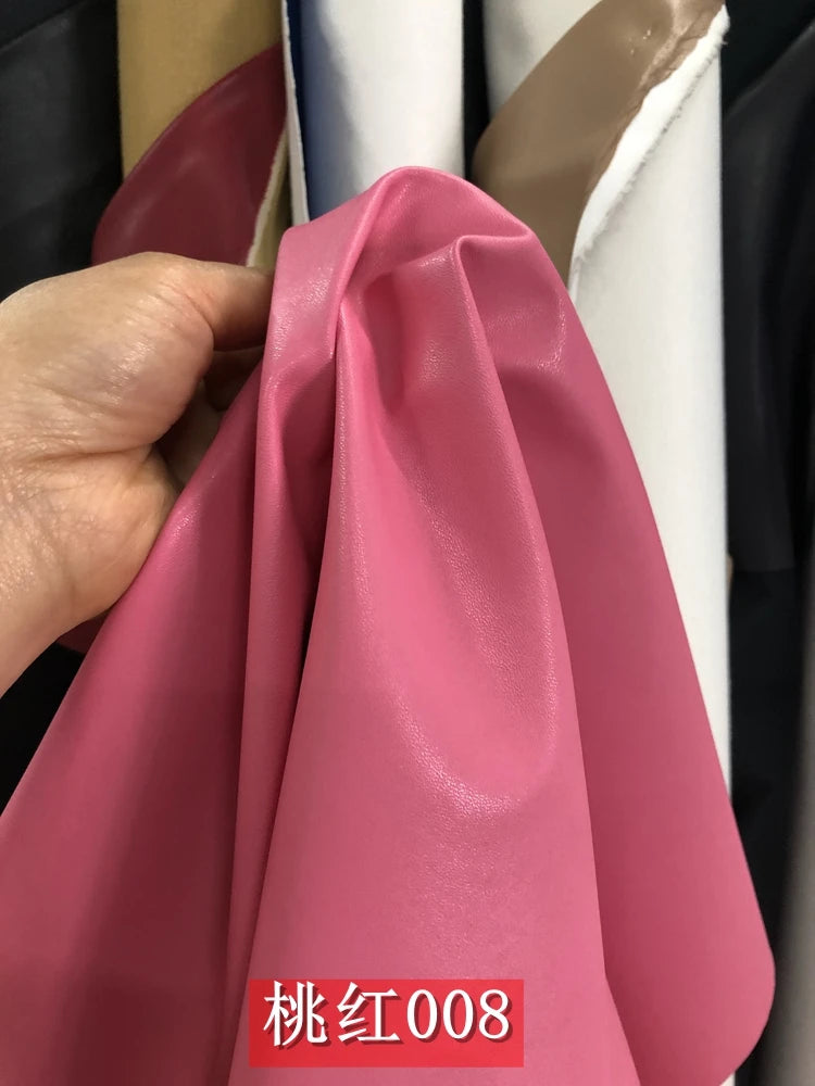 Dünnes weiches Kunstleder Meterware – Tissu en cuir PU élastique avec revêtement pour vêtements, sacs et projets de bricolage 