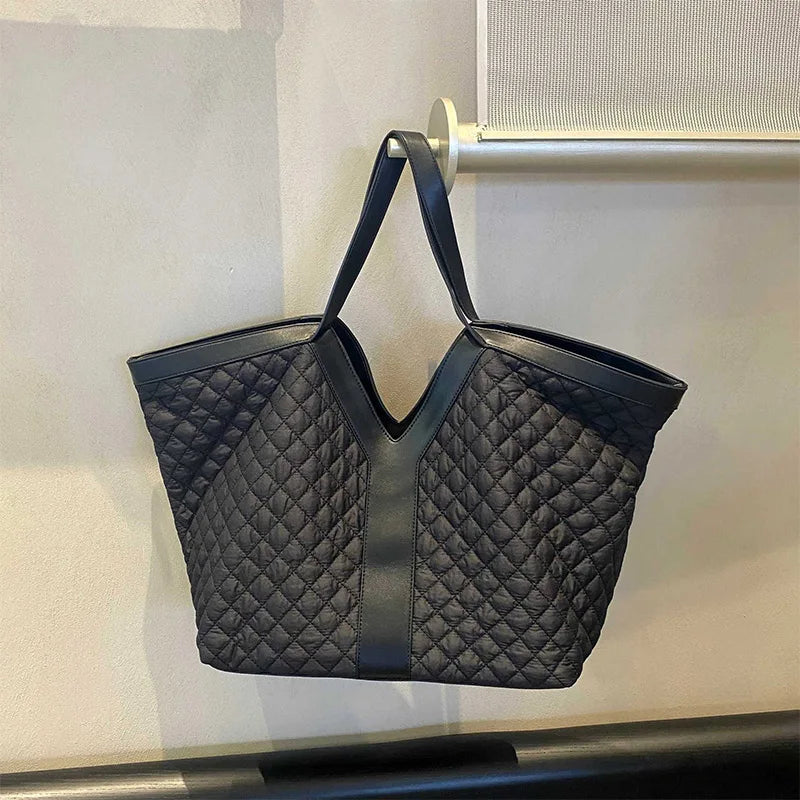 Luxuriöse Damen Tote Bag aus echtem Leder – Großzügige Y-Shape Schultertasche mit Kroko-Prägung &amp; Reißverschluss