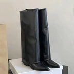 ESSAYEZ JADE Damen Kniehohe High-Heel-Boots – Modische Plateau-Stiefel mit Blockabsatz &amp; spitzer Zehenform für den Winter 