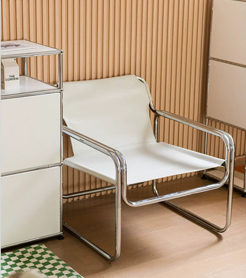 Bauhaus Lounge Chair aus Sattelleder & Edelstahl – Klassischer Designer-Lehnstuhl im minimalistischen Stil für Wohnzimmer