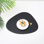 Dreieckiges Leder Platzset – Rutschfest &amp; hitzeisolierend, modernes Tischset im Nordic Style für Küche, Hotel &amp; Restaurant 