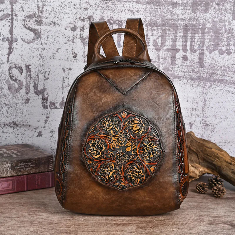 MOTAORA Damen Rucksack aus PU-Leder – Vintage geprägter Lederlook Rucksack mit Regenschutz, kompakt & elegant