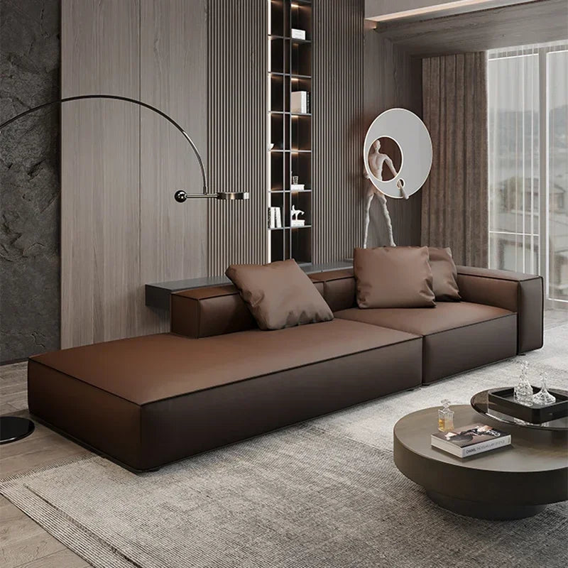 Nordisches Luxus Leder-Ecksofa im minimalistaischen Design – Designer Lounge Sofa aus Rindsleder, modernes Relax-Sofa für Wohnzimmer &amp; Salon