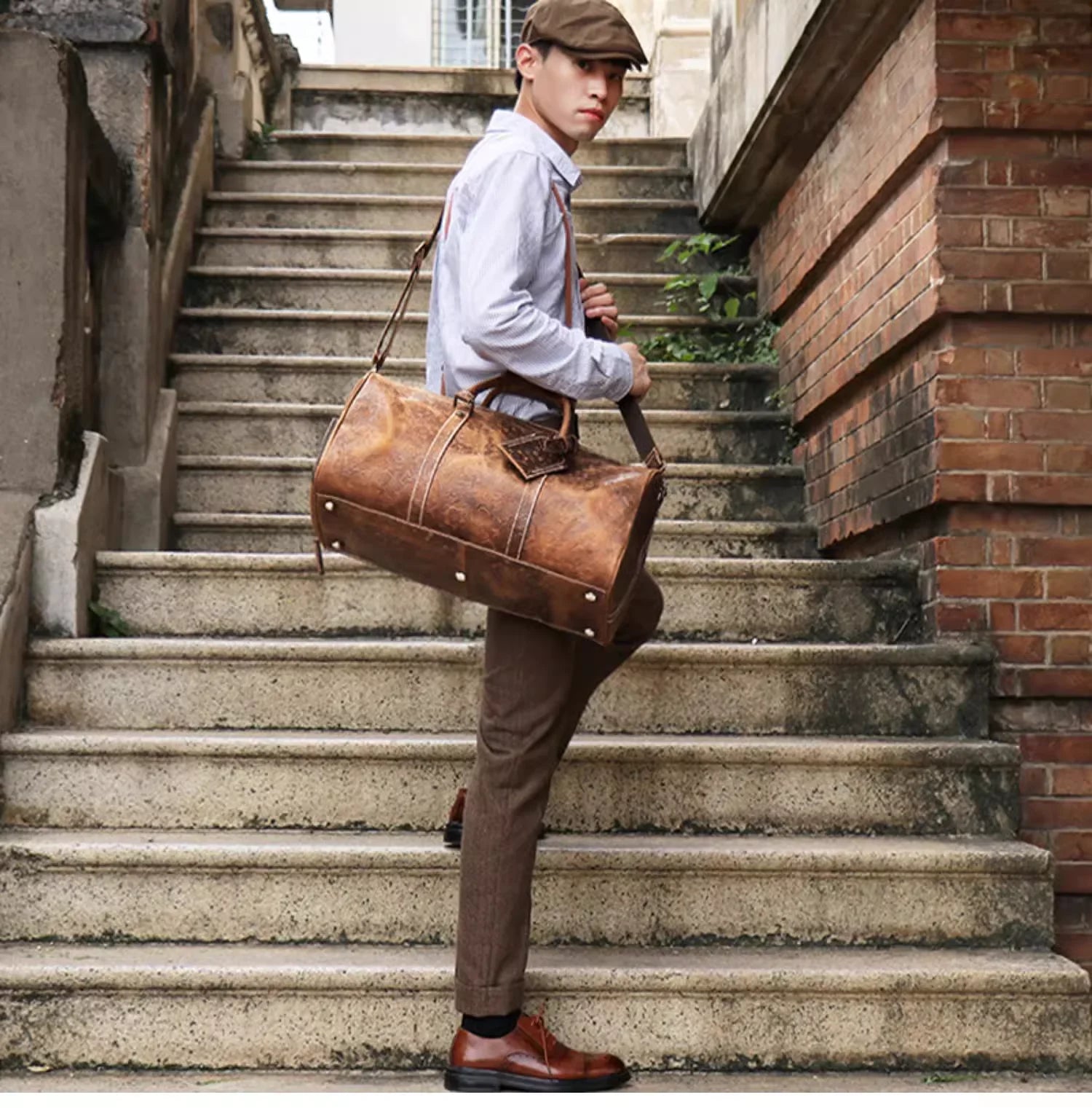 LUOKIR Vintage Leder Tote Reisetasche – Große Travel Duffle Bag aus geprägtem echtem Rindsleder, Premium Wochenend- & Sporttasche