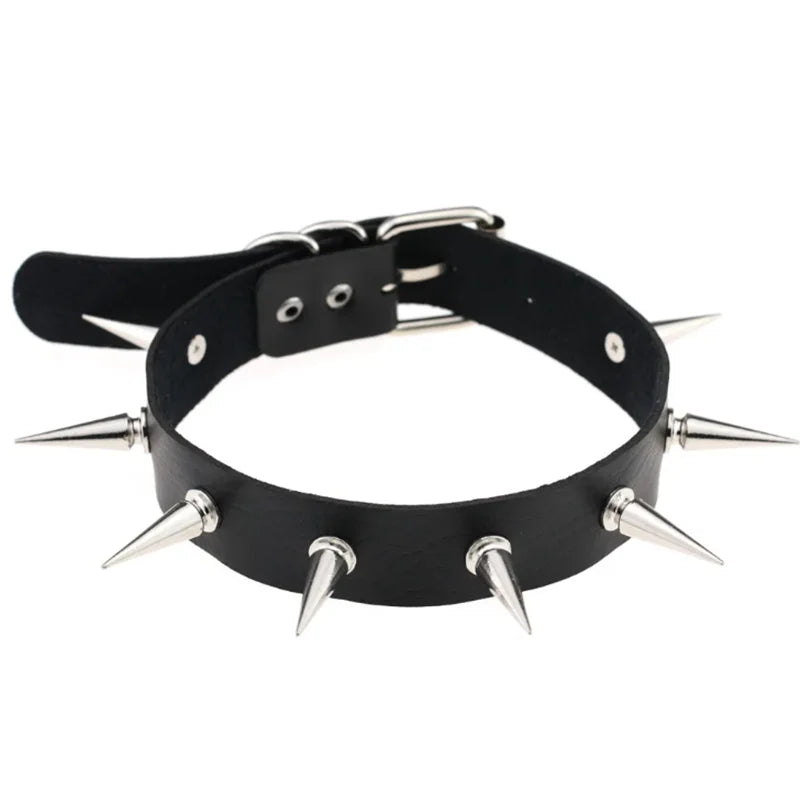 Punk Gothic Choker mit Nieten & Stern – PU-Leder Halsband mit Herz, Kreuz & Spikes im Harajuku Y2K Style für Damen