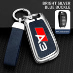 Premium Autoschlüssel Hülle aus Zinklegierung &amp; Leder für Audi A3 (8L/8P/8V), S3 &amp; RS3 – Elegante funda para llave con soporte para llaves