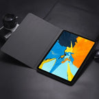 Schlichte Leder Tablet-Hülle im Book-Style für iPad 10.2 (7., 8. & 9. Gen), iPad 10. Gen, iPad Air 4 & 5, iPad mini & iPad Pro 11 – Stand Cover mit Rundumschutz