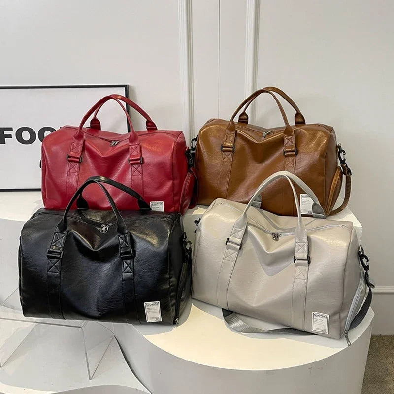 Große Damen Reisetasche aus PU-Leder – Leichte Travel Duffle & Tote Bag mit viel Stauraum, Fitness-, Weekend- & Carry-On Tasche