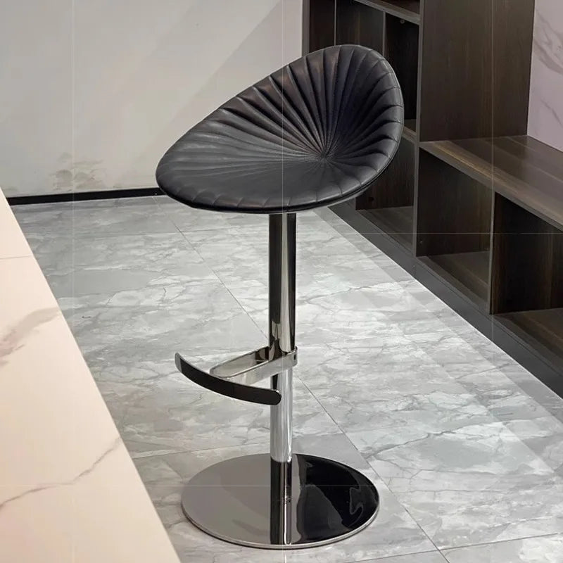 Designer Leder Barhocker mit Rückenlehne – Höhenverstellbarer &amp; drehbarer Minimalistischer Barstuhl in Light-Luxury-Optik 