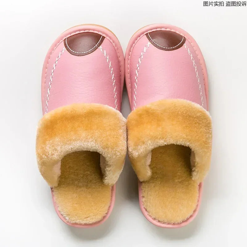 Herren Winter Hausschuhe aus PU-Leder – Warme Indoor Slipper mit Plüschfutter, Rutschfeste & Wasserabweisende Lederschuhe für Zuhause