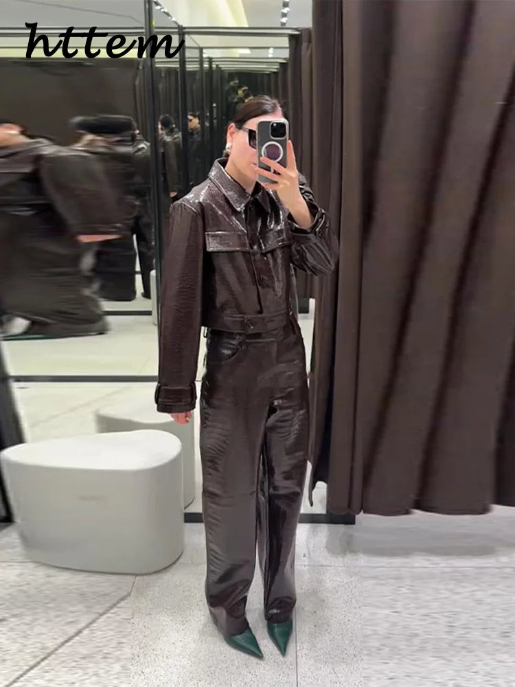 HIGH STREET Damen Leder Zweiteiler 2025 – Cropped Jacke mit Revers & Taschen, gerade Hose, moderner Herbstanzug