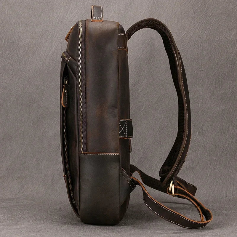 Vintage Herren Rucksack aus Crazy Horse Leder – Mochila retro para ordenador portátil más grande aus echtem Leder para viajes y negocios 