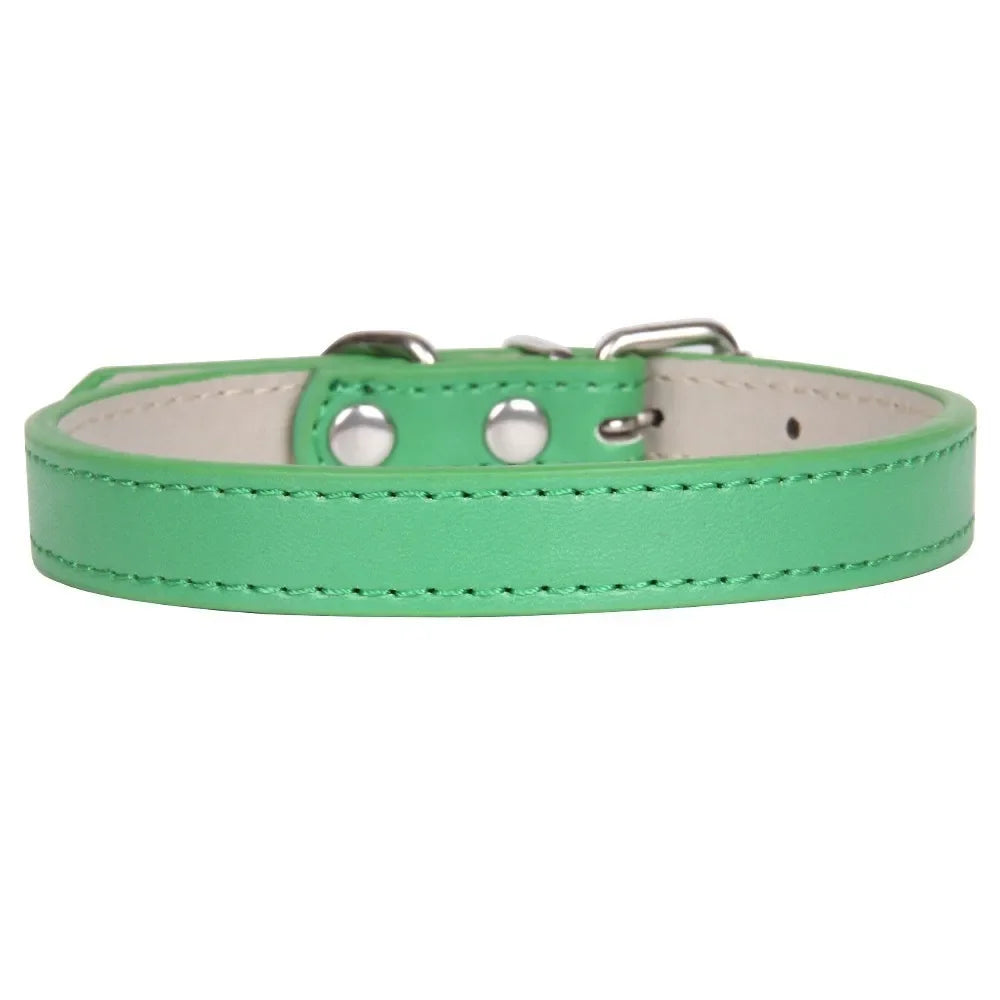 Weiches Leder Hunde- & Katzenhalsband – Verstellbares PU-Leder Halsband mit Schnalle für kleine, mittlere & große Hunde (16 Farben)
