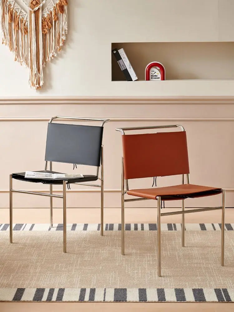 Minimalistischer Leder-Esszimmerstuhl im Vintage-Stil – Eleganter Designerstuhl mit Edelstahlrohr-Gestell für modernes Wohnen