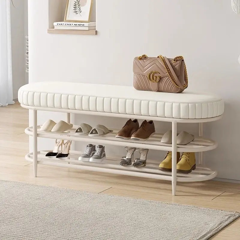 Cremefarbener Schuhhocker & Ottoman aus PU-Leder – Weiche Sitzbank für Flur, Wohnzimmer & Schlafzimmer im modernen Morocco-Stil