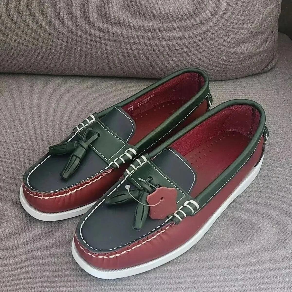 Klassische Herren Bootsschuhe aus echtem Leder – Handgefertigte Mokassins & Casual Loafer mit rutschfester Gummisohle