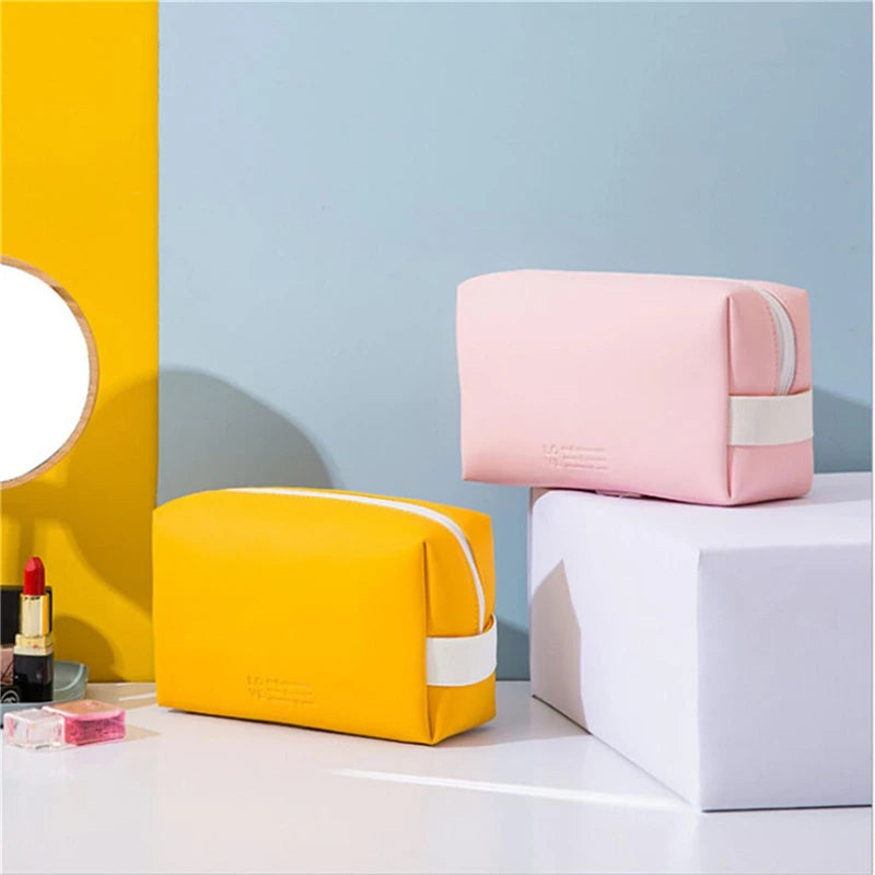 PU Leder Reise-Kosmetiktasche – Maquillage imperméable et accessoires culturels pour femmes et hommes, organiseur multifonction 