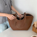 Vintage Damen Handtasche mit großem Fassungsvermögen – Elegante Schulter- & Unterarmtasche aus hochwertigem PU-Leder für Alltag & Shopping