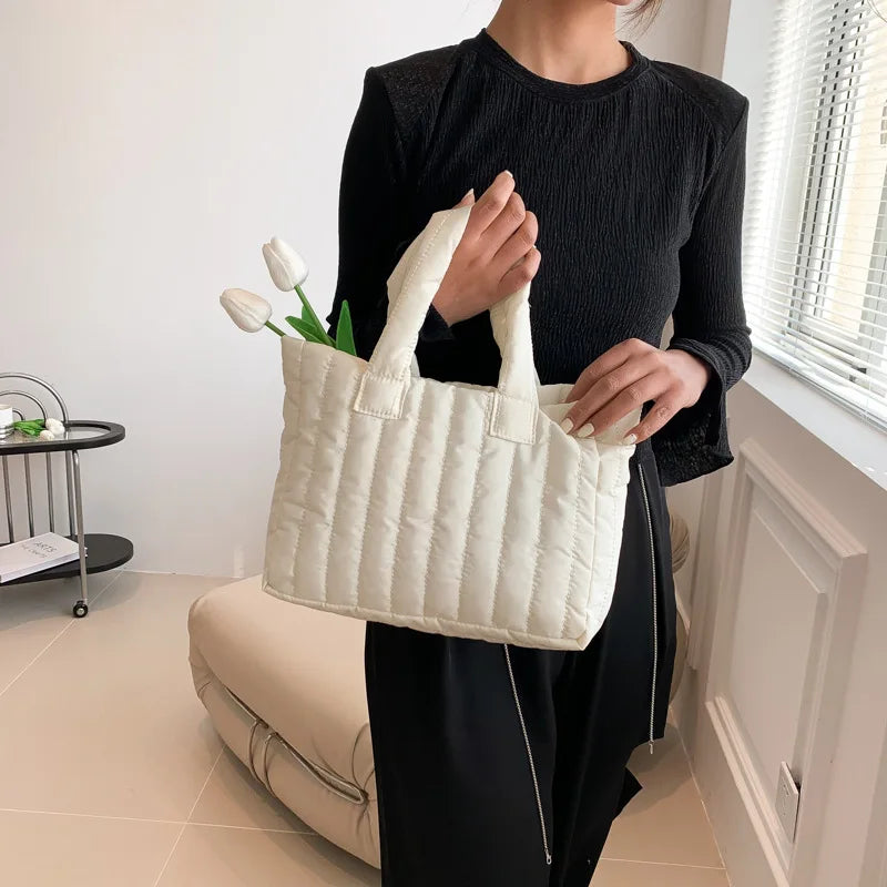 Gepolsterte Damen Tote Bag – Große Casual Schultertasche aus Baumwoll-Optik & Nylon, leicht, elegant & alltagstauglich