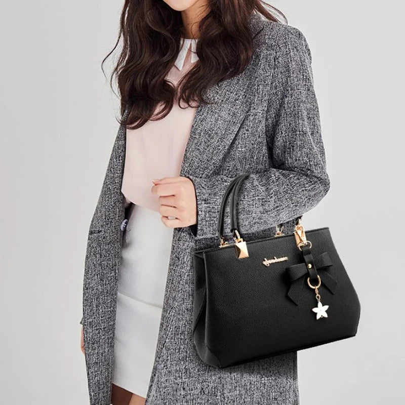 Damen PU-Handtasche – Crossbody & Messenger Bag mit Blumen-Design für Alltag & Shopping
