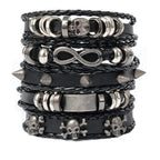 Conjunto de brazalete de cuero multicapa punk: brazalete gótico antiguo con encanto de totenkopf, Augen y Stern en estilo rock Y2K para hombres